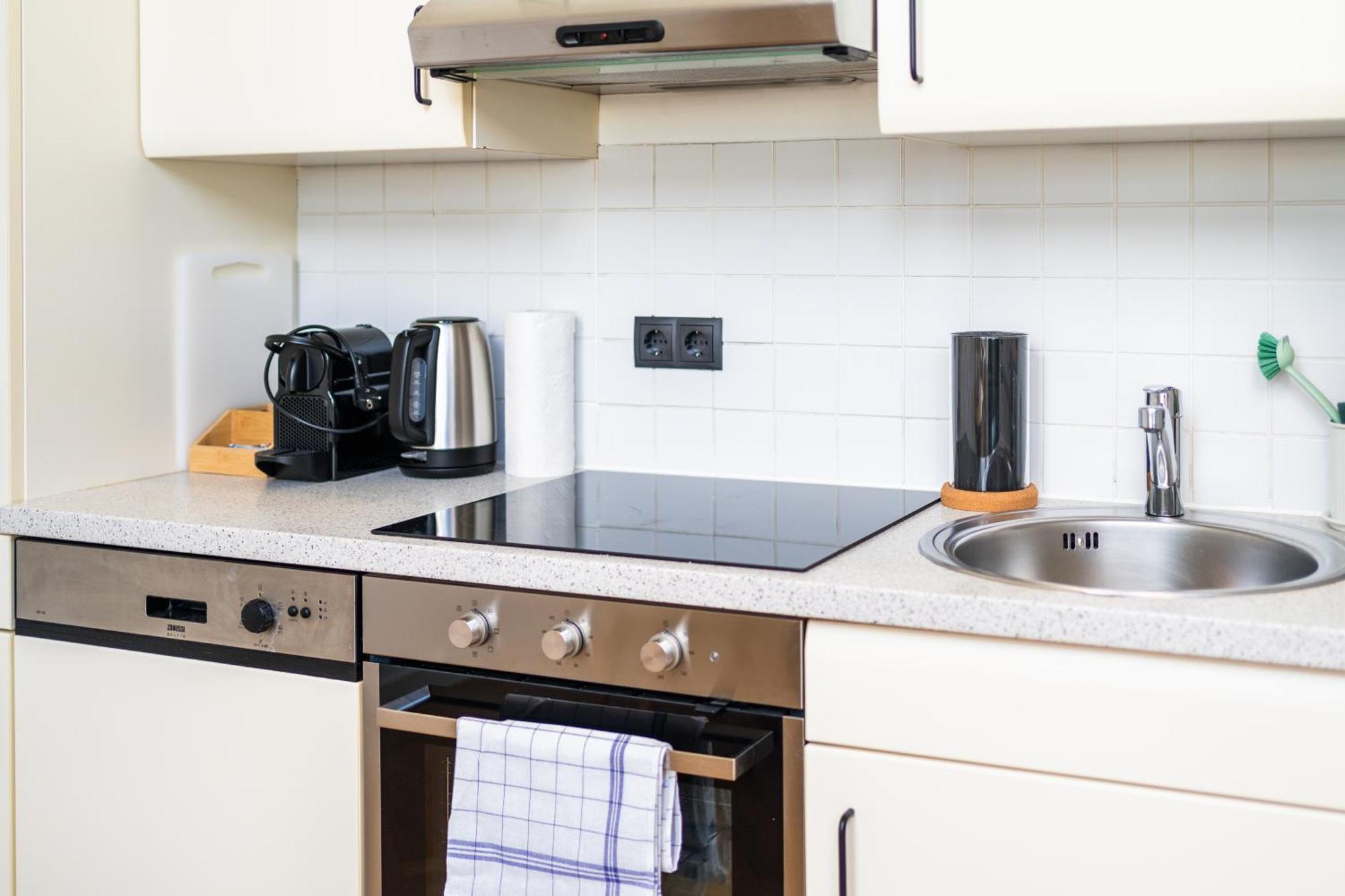 Myflat - Bright Apartment Near Central Station Vienna Luaran gambar