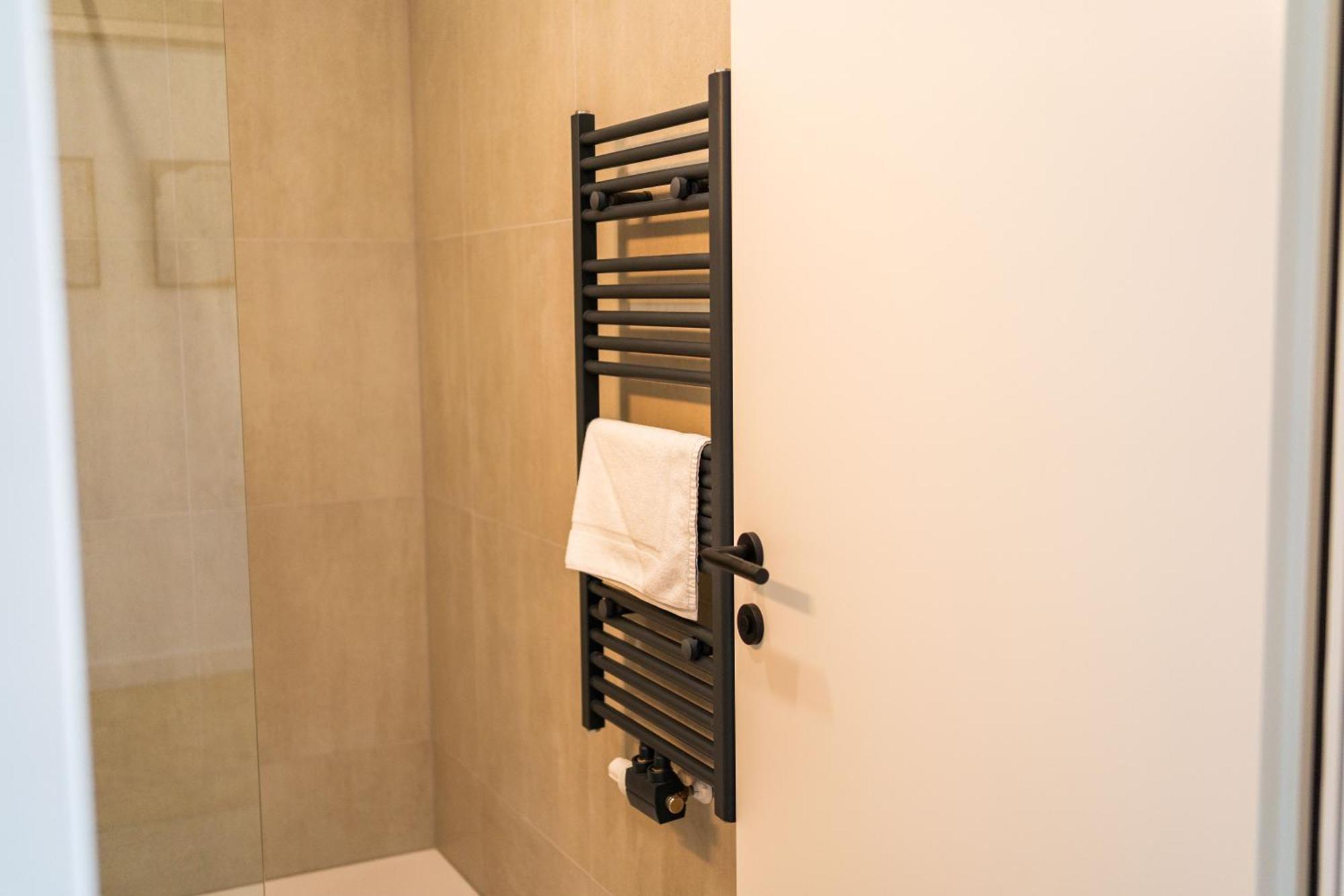 Myflat - Bright Apartment Near Central Station Vienna Luaran gambar