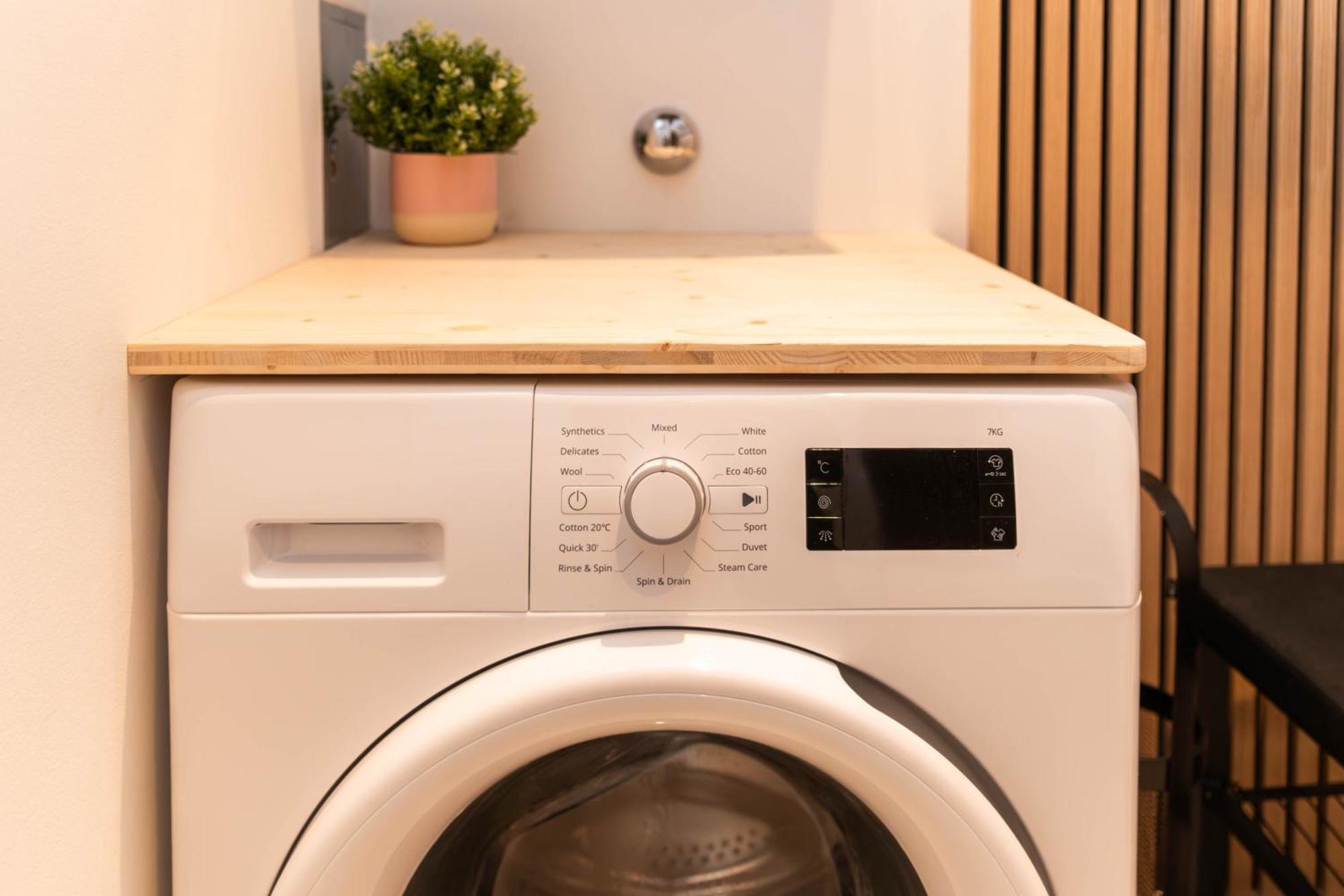 Myflat - Bright Apartment Near Central Station Vienna Luaran gambar